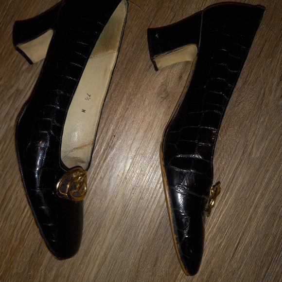Etienne Aigner Heels - Picture 5 of 9